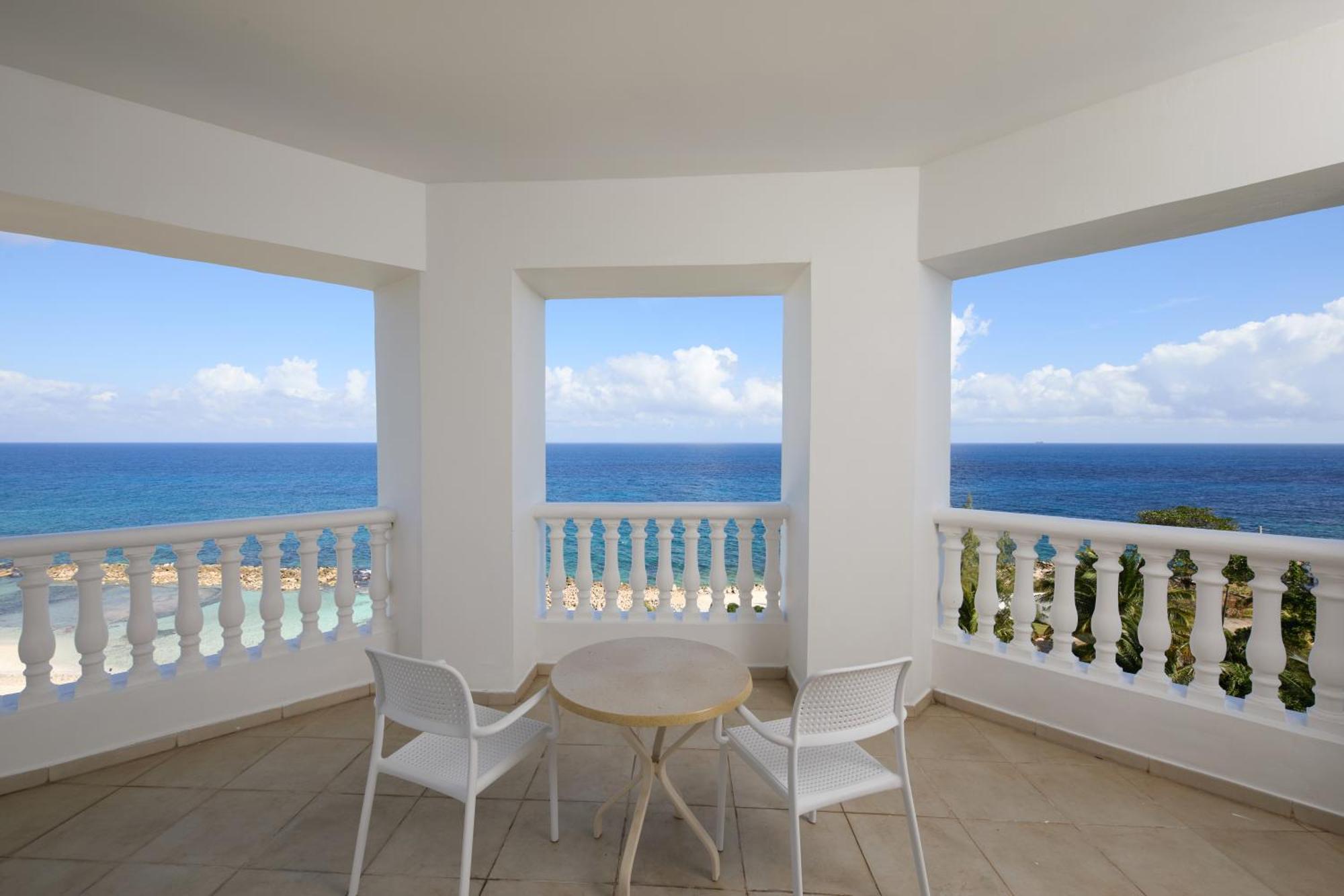 Bahia Principe Luxury Runaway Bay (Adults Only) Extérieur photo