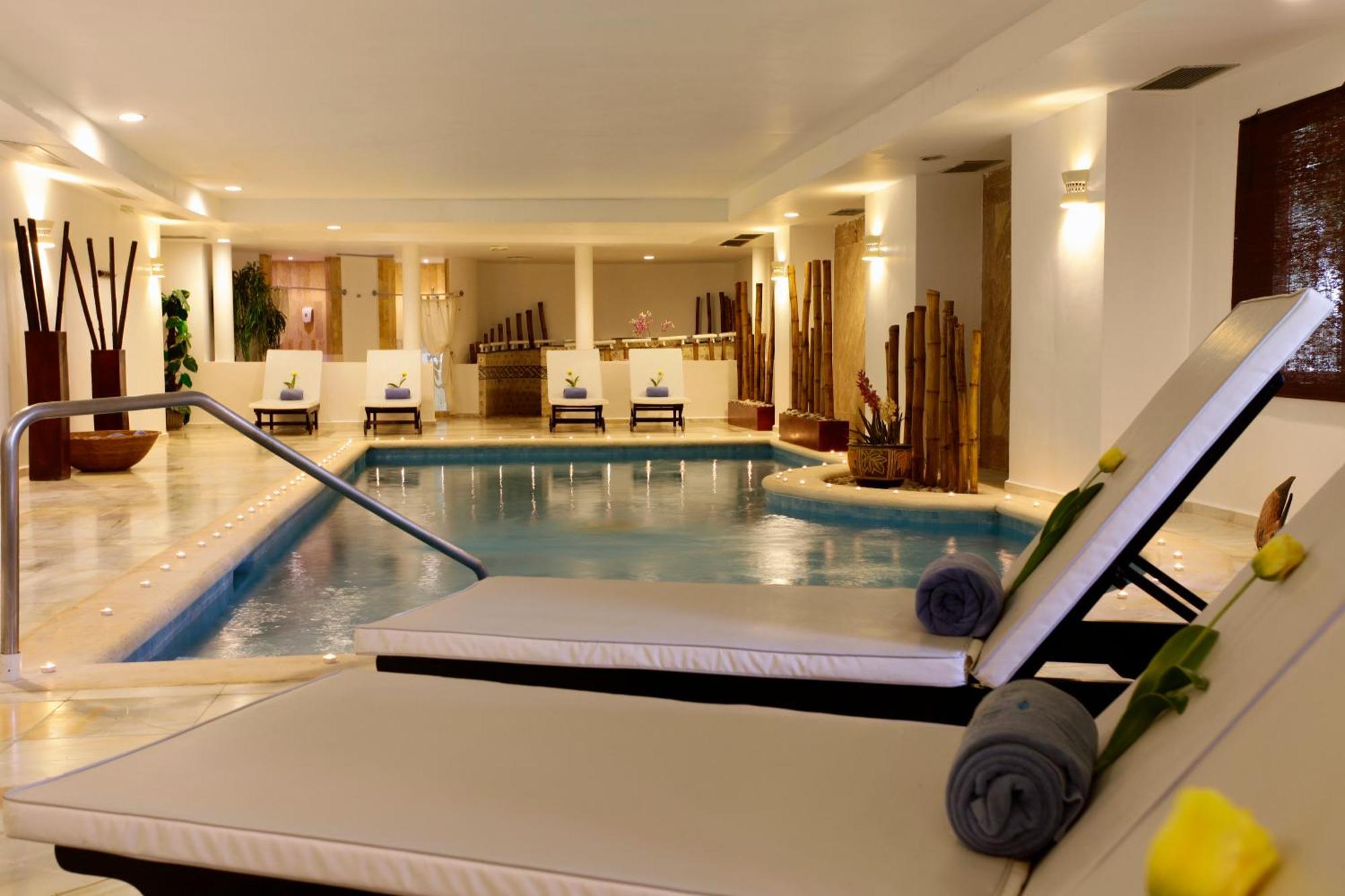 Bahia Principe Luxury Runaway Bay (Adults Only) Extérieur photo