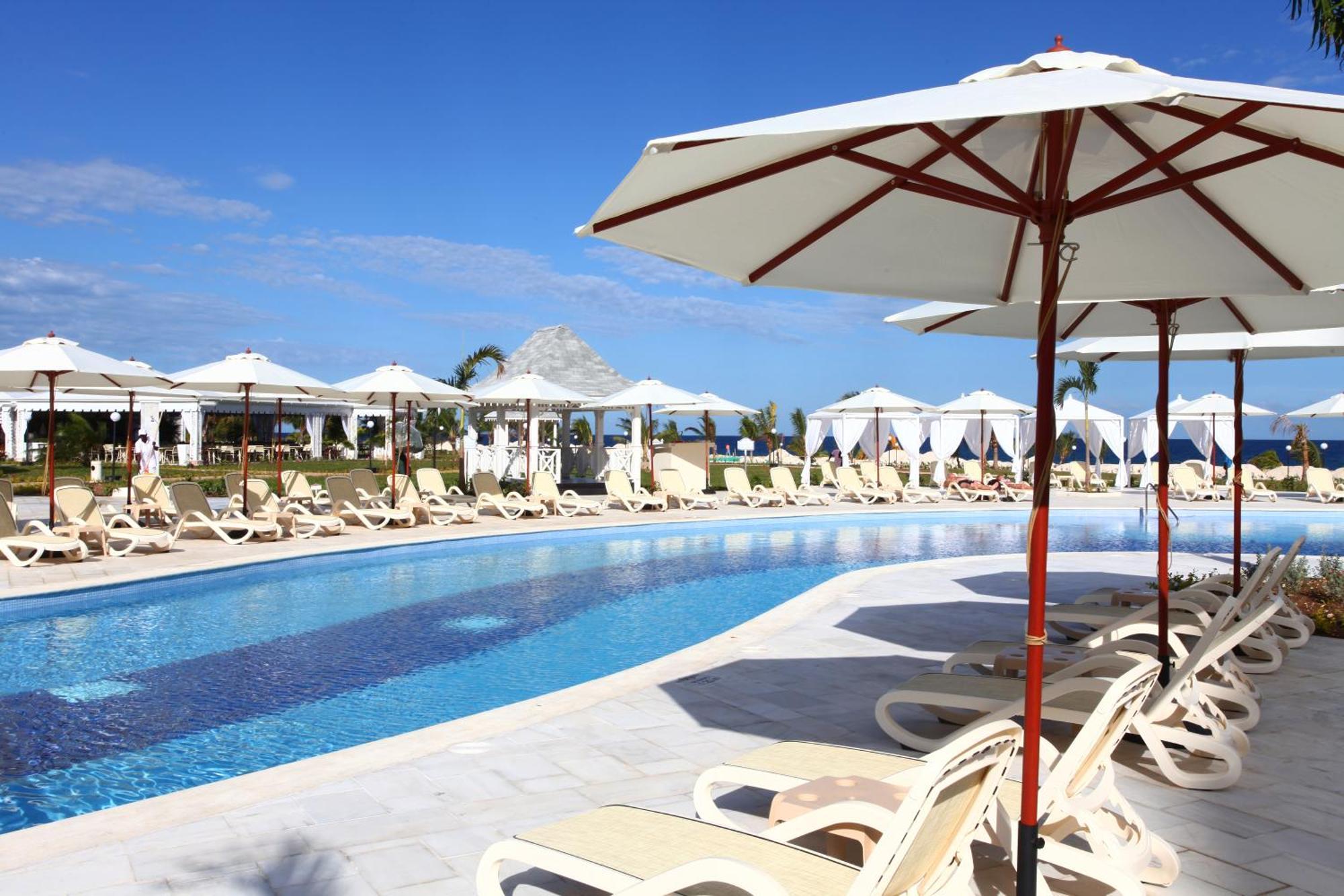 Bahia Principe Luxury Runaway Bay (Adults Only) Extérieur photo